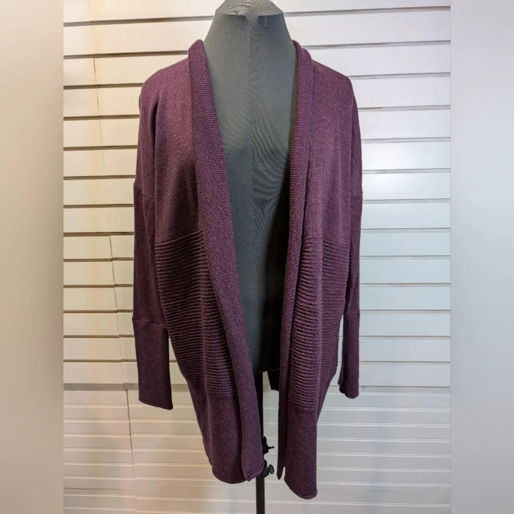 Lululemon Size 4 Merino Wool Cardigan Sweater Sit In Lotus Wrap II Black Cherry